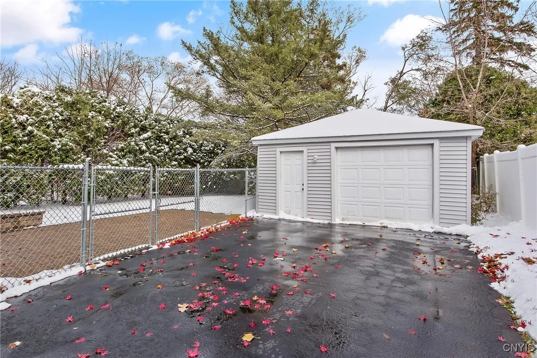 203 Candee Avenue, Syracuse, New York 13224, Syracuse, New York 13224, 2 Bedrooms Bedrooms, 8 Rooms Rooms,1 BathroomBathrooms,Residential,For Sale,203 Candee Avenue, Syracuse, New York 13224,0,S1650771