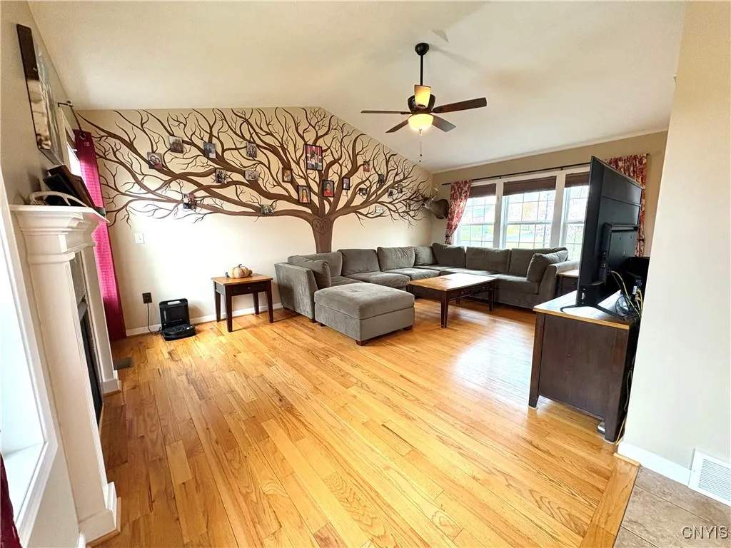 14 Charing Cross Circle, Lysander, New York 13027, Lysander, New York 13027, 3 Bedrooms Bedrooms, 7 Rooms Rooms,2 BathroomsBathrooms,Residential,For Sale,14 Charing Cross Circle, Lysander, New York 13027,0,S1650852