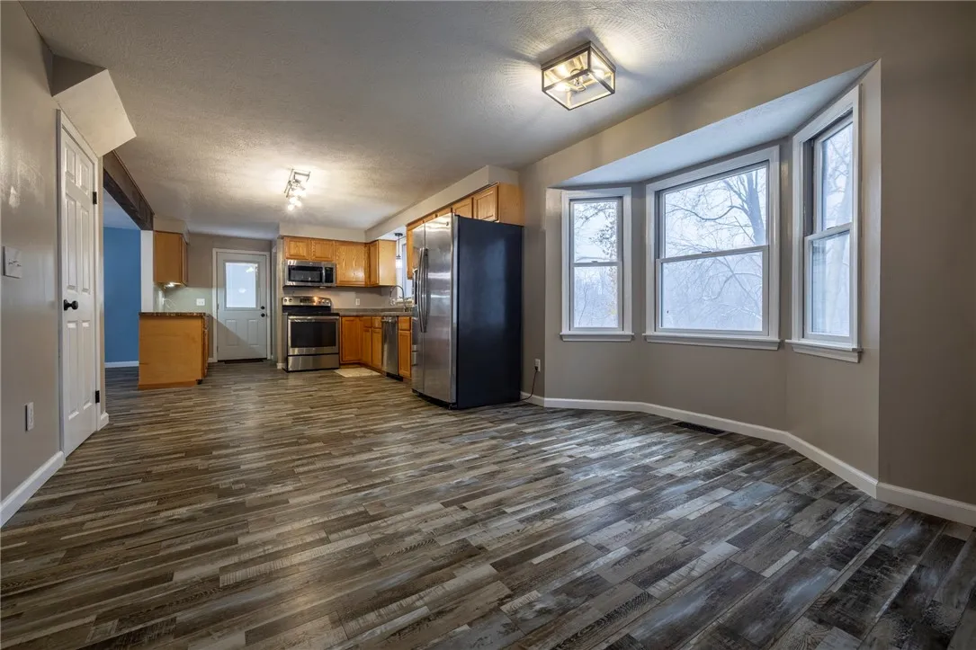 1447 Hiddenpond Lane, Walworth, New York 14568, Walworth, New York 14568, 3 Bedrooms Bedrooms, 6 Rooms Rooms,2 BathroomsBathrooms,Residential,For Sale,1447 Hiddenpond Lane, Walworth, New York 14568,0,R1649805