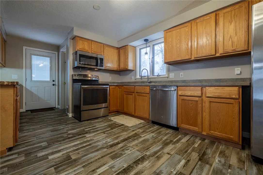 1447 Hiddenpond Lane, Walworth, New York 14568, Walworth, New York 14568, 3 Bedrooms Bedrooms, 6 Rooms Rooms,2 BathroomsBathrooms,Residential,For Sale,1447 Hiddenpond Lane, Walworth, New York 14568,0,R1649805