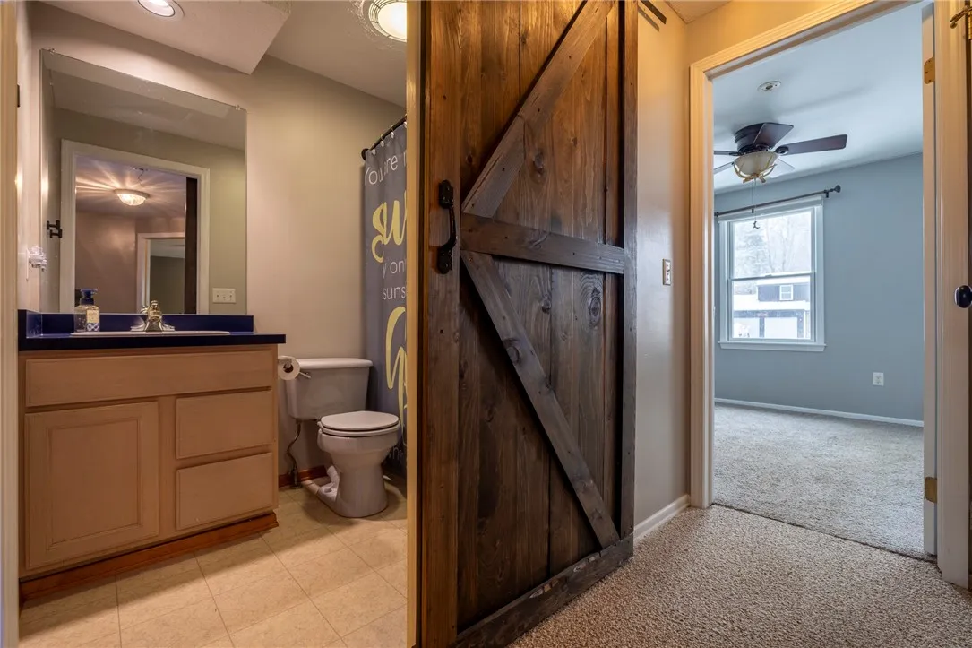 1447 Hiddenpond Lane, Walworth, New York 14568, Walworth, New York 14568, 3 Bedrooms Bedrooms, 6 Rooms Rooms,2 BathroomsBathrooms,Residential,For Sale,1447 Hiddenpond Lane, Walworth, New York 14568,0,R1649805