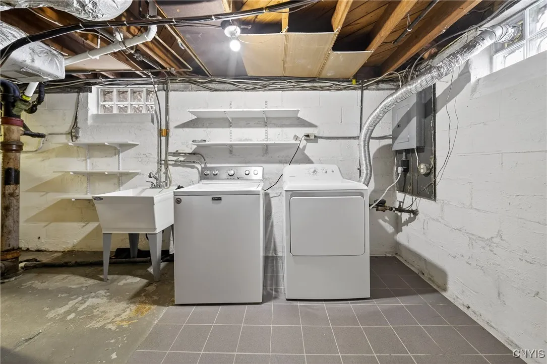 Basement level laundry