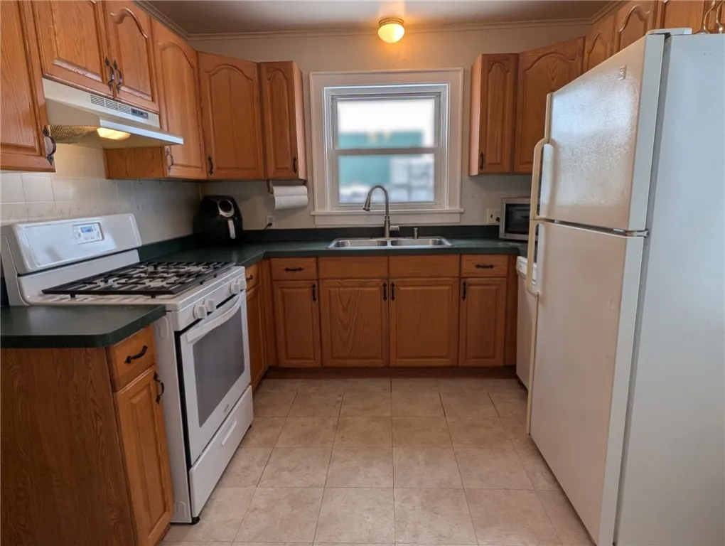 5329 Williamson Road, Marion, New York 14505, Marion, New York 14505, 3 Bedrooms Bedrooms, 5 Rooms Rooms,1 BathroomBathrooms,Residential,For Sale,5329 Williamson Road, Marion, New York 14505,0,R1650420