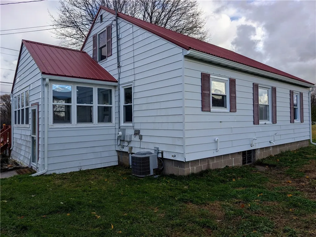 5329 Williamson Road, Marion, New York 14505, Marion, New York 14505, 3 Bedrooms Bedrooms, 5 Rooms Rooms,1 BathroomBathrooms,Residential,For Sale,5329 Williamson Road, Marion, New York 14505,0,R1650420