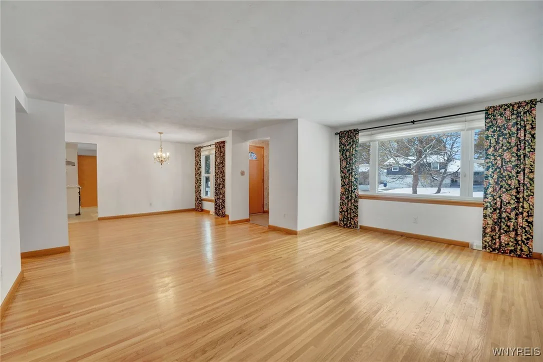 219 Forest Hill Drive, Amherst, New York 14221, Amherst, New York 14221, 3 Bedrooms Bedrooms, 8 Rooms Rooms,1 BathroomBathrooms,Residential,For Sale,219 Forest Hill Drive, Amherst, New York 14221,0,B1650427