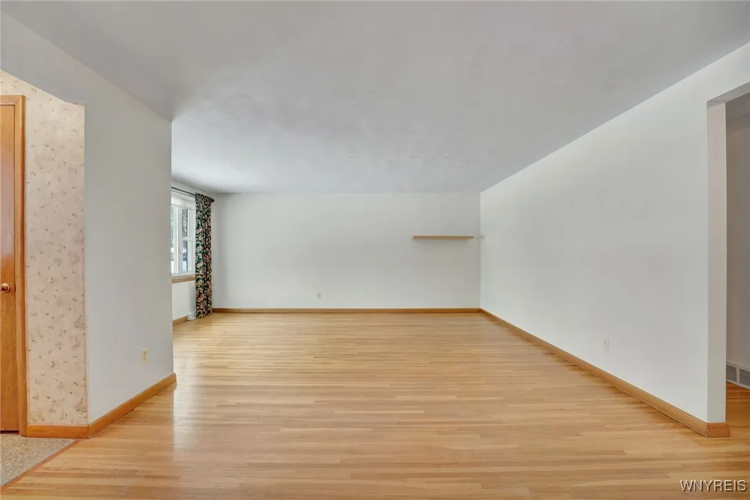 219 Forest Hill Drive, Amherst, New York 14221, Amherst, New York 14221, 3 Bedrooms Bedrooms, 8 Rooms Rooms,1 BathroomBathrooms,Residential,For Sale,219 Forest Hill Drive, Amherst, New York 14221,0,B1650427