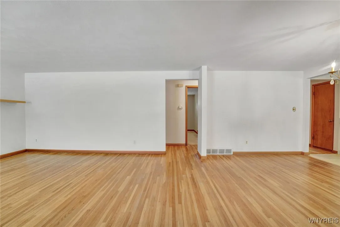 219 Forest Hill Drive, Amherst, New York 14221, Amherst, New York 14221, 3 Bedrooms Bedrooms, 8 Rooms Rooms,1 BathroomBathrooms,Residential,For Sale,219 Forest Hill Drive, Amherst, New York 14221,0,B1650427