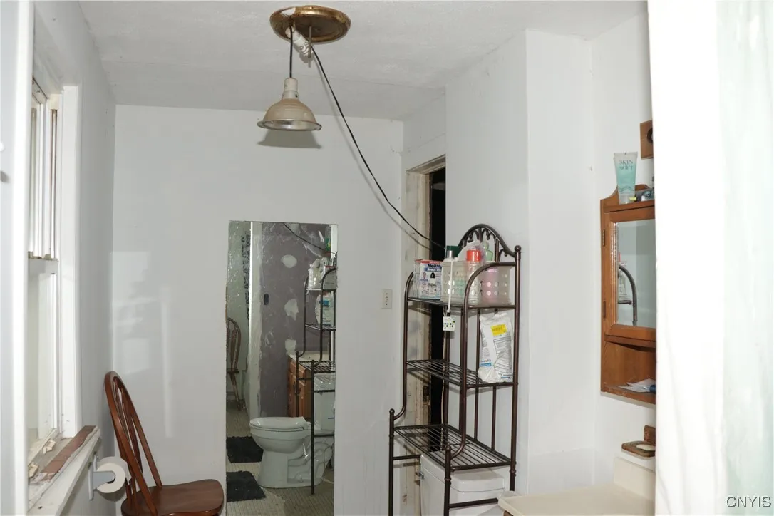 337 Lillian Avenue, Syracuse, New York 13206, Syracuse, New York 13206, 3 Bedrooms Bedrooms, 6 Rooms Rooms,1 BathroomBathrooms,Residential,For Sale,337 Lillian Avenue, Syracuse, New York 13206,0,S1650844