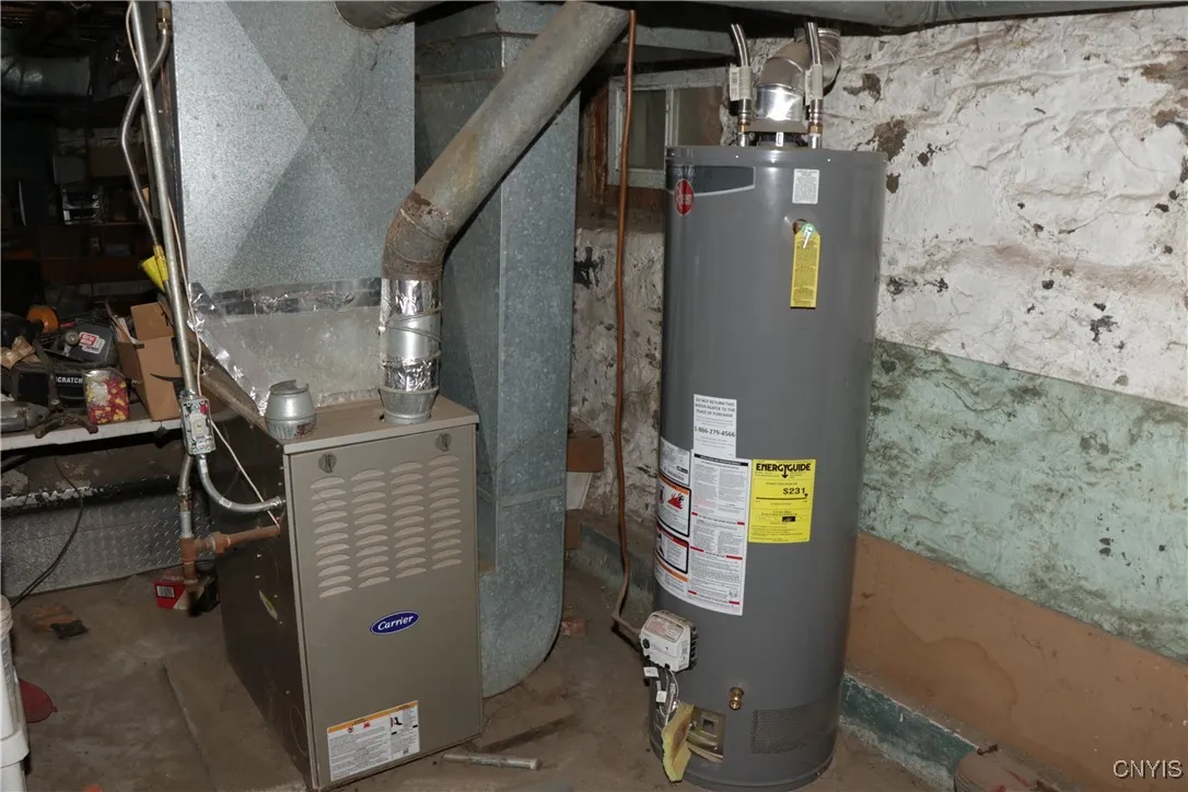 337 Lillian Avenue, Syracuse, New York 13206, Syracuse, New York 13206, 3 Bedrooms Bedrooms, 6 Rooms Rooms,1 BathroomBathrooms,Residential,For Sale,337 Lillian Avenue, Syracuse, New York 13206,0,S1650844