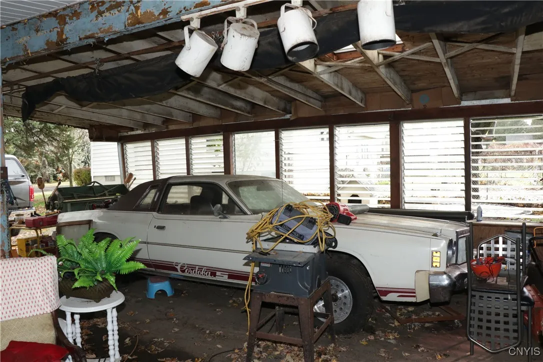 337 Lillian Avenue, Syracuse, New York 13206, Syracuse, New York 13206, 3 Bedrooms Bedrooms, 6 Rooms Rooms,1 BathroomBathrooms,Residential,For Sale,337 Lillian Avenue, Syracuse, New York 13206,0,S1650844