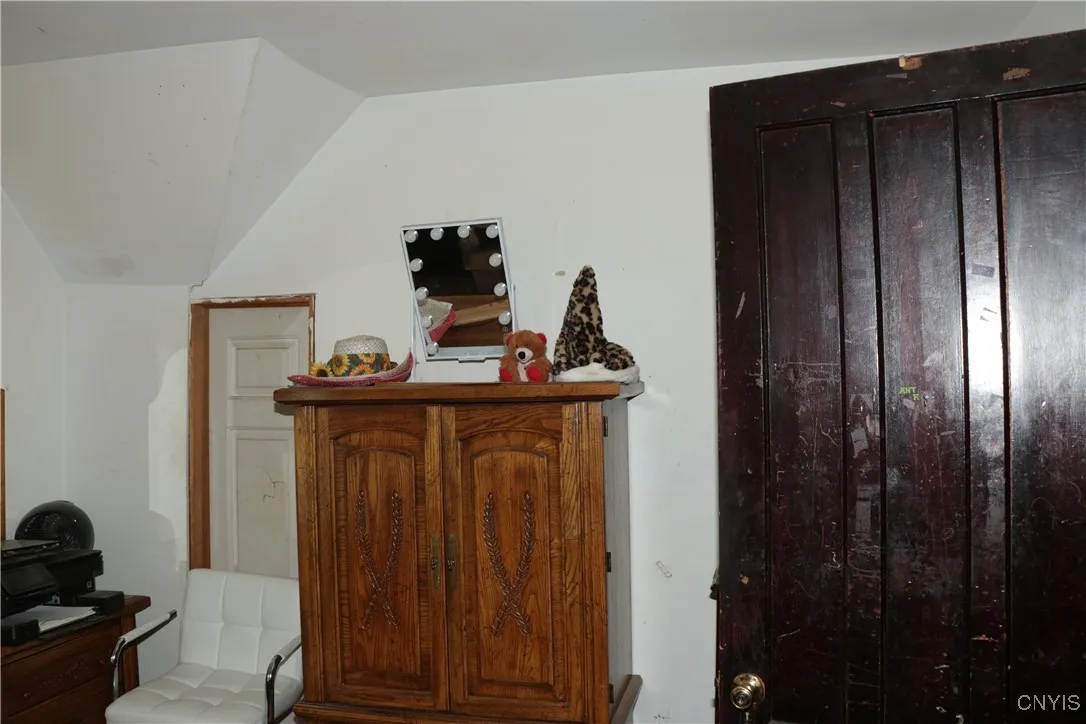 337 Lillian Avenue, Syracuse, New York 13206, Syracuse, New York 13206, 3 Bedrooms Bedrooms, 6 Rooms Rooms,1 BathroomBathrooms,Residential,For Sale,337 Lillian Avenue, Syracuse, New York 13206,0,S1650844