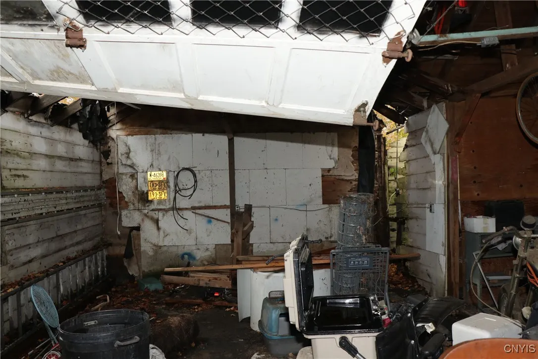 337 Lillian Avenue, Syracuse, New York 13206, Syracuse, New York 13206, 3 Bedrooms Bedrooms, 6 Rooms Rooms,1 BathroomBathrooms,Residential,For Sale,337 Lillian Avenue, Syracuse, New York 13206,0,S1650844