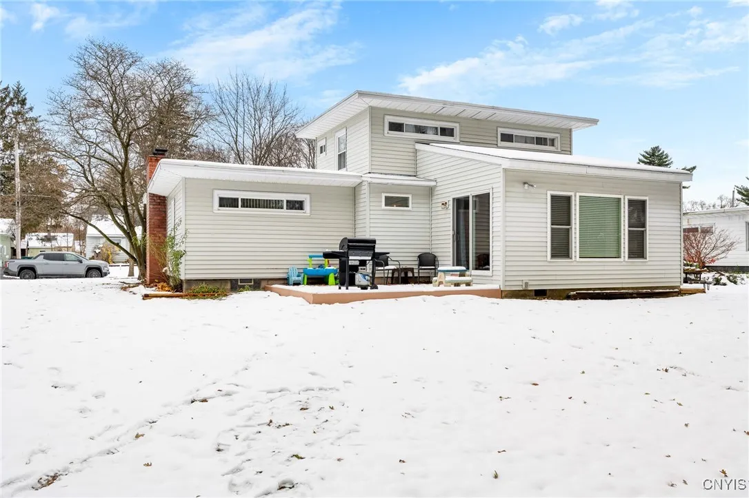 105 Herman Drive, Clay, New York 13212, Clay, New York 13212, 3 Bedrooms Bedrooms, 9 Rooms Rooms,1 BathroomBathrooms,Residential,For Sale,105 Herman Drive, Clay, New York 13212,0,S1650839