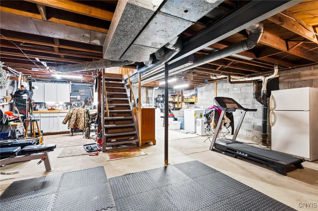 105 Herman Drive, Clay, New York 13212, Clay, New York 13212, 3 Bedrooms Bedrooms, 9 Rooms Rooms,1 BathroomBathrooms,Residential,For Sale,105 Herman Drive, Clay, New York 13212,0,S1650839