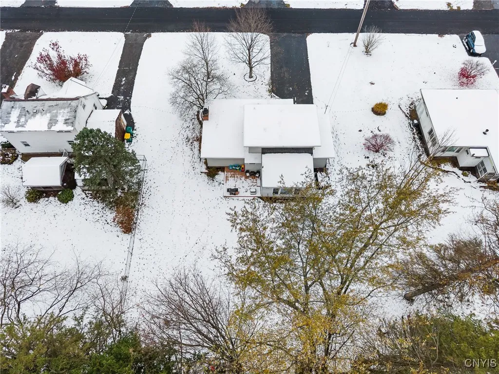 105 Herman Drive, Clay, New York 13212, Clay, New York 13212, 3 Bedrooms Bedrooms, 9 Rooms Rooms,1 BathroomBathrooms,Residential,For Sale,105 Herman Drive, Clay, New York 13212,0,S1650839