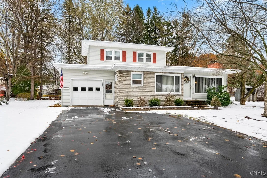 105 Herman Drive, Clay, New York 13212, Clay, New York 13212, 3 Bedrooms Bedrooms, 9 Rooms Rooms,1 BathroomBathrooms,Residential,For Sale,105 Herman Drive, Clay, New York 13212,0,S1650839