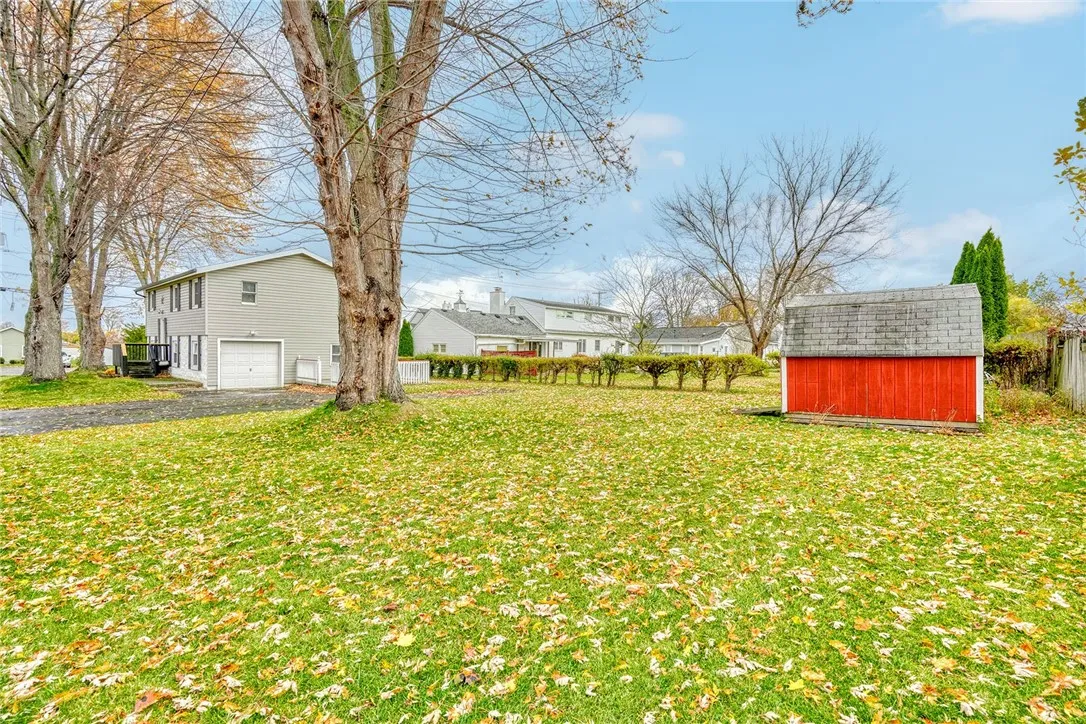 140 North Dr, Greece, New York 14612, Greece, New York 14612, 4 Bedrooms Bedrooms, 7 Rooms Rooms,1 BathroomBathrooms,Residential,For Sale,140 North Dr, Greece, New York 14612,0,R1650882