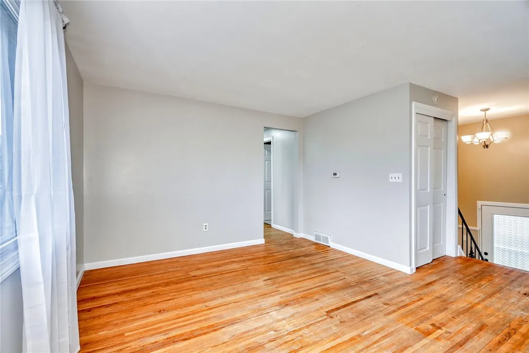 140 North Dr, Greece, New York 14612, Greece, New York 14612, 4 Bedrooms Bedrooms, 7 Rooms Rooms,1 BathroomBathrooms,Residential,For Sale,140 North Dr, Greece, New York 14612,0,R1650882