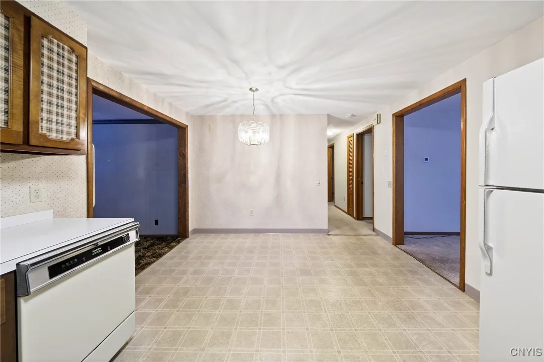 8541 Belnor Drive, Cicero, New York 13039, Cicero, New York 13039, 3 Bedrooms Bedrooms, 6 Rooms Rooms,2 BathroomsBathrooms,Residential,For Sale,8541 Belnor Drive, Cicero, New York 13039,0,S1650879