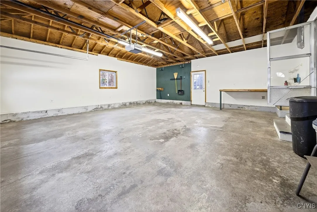 8541 Belnor Drive, Cicero, New York 13039, Cicero, New York 13039, 3 Bedrooms Bedrooms, 6 Rooms Rooms,2 BathroomsBathrooms,Residential,For Sale,8541 Belnor Drive, Cicero, New York 13039,0,S1650879