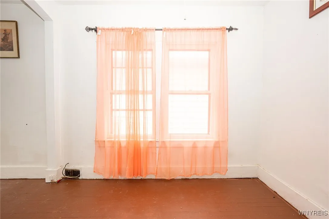 204 Crowley Avenue, Buffalo, New York 14207, Buffalo, New York 14207, 3 Bedrooms Bedrooms, ,3 BathroomsBathrooms,Residential,For Sale,204 Crowley Avenue, Buffalo, New York 14207,0,B1650776