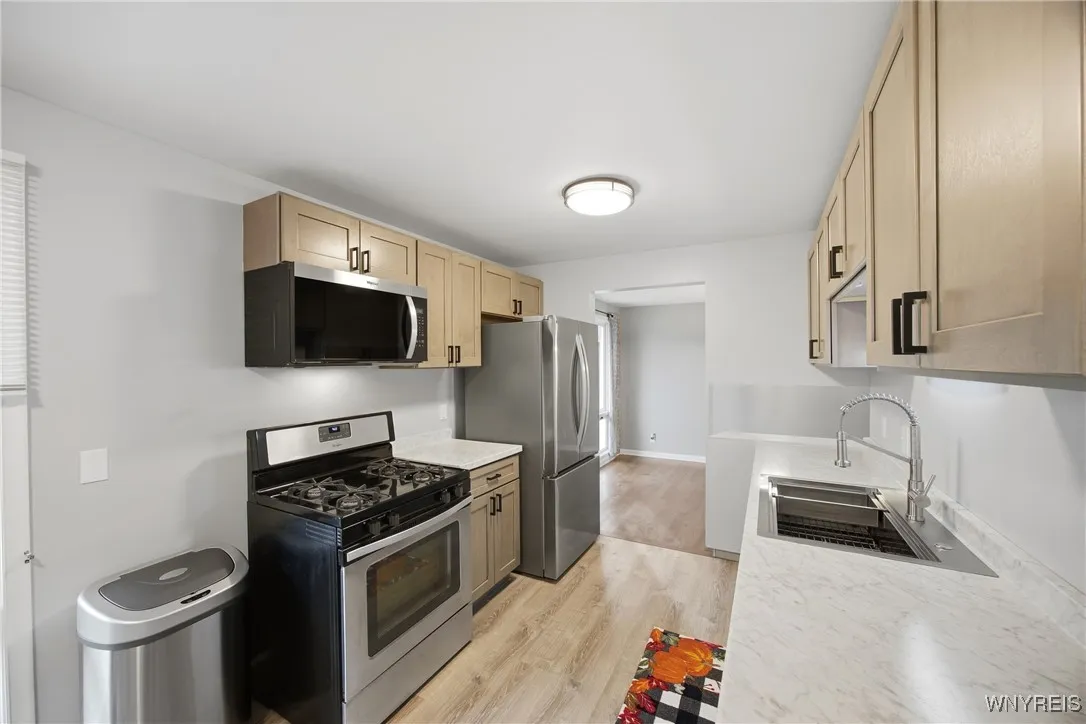 257 Evergreen Drive, Tonawanda, New York 14150, Tonawanda, New York 14150, 3 Bedrooms Bedrooms, 7 Rooms Rooms,1 BathroomBathrooms,Residential,For Sale,257 Evergreen Drive, Tonawanda, New York 14150,0,B1650700