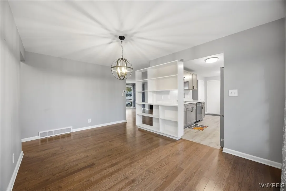 257 Evergreen Drive, Tonawanda, New York 14150, Tonawanda, New York 14150, 3 Bedrooms Bedrooms, 7 Rooms Rooms,1 BathroomBathrooms,Residential,For Sale,257 Evergreen Drive, Tonawanda, New York 14150,0,B1650700