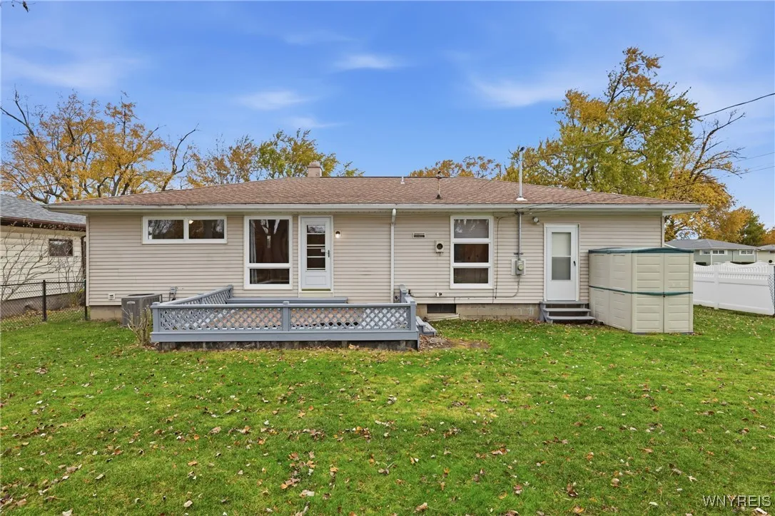 257 Evergreen Drive, Tonawanda, New York 14150, Tonawanda, New York 14150, 3 Bedrooms Bedrooms, 7 Rooms Rooms,1 BathroomBathrooms,Residential,For Sale,257 Evergreen Drive, Tonawanda, New York 14150,0,B1650700