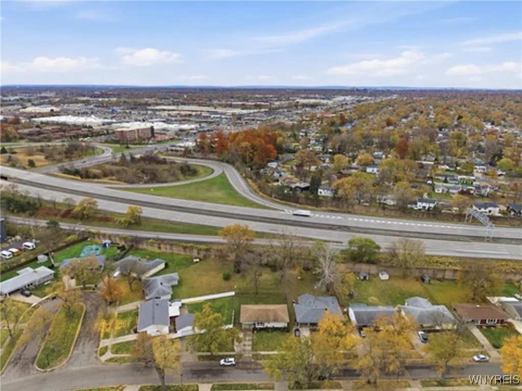 257 Evergreen Drive, Tonawanda, New York 14150, Tonawanda, New York 14150, 3 Bedrooms Bedrooms, 7 Rooms Rooms,1 BathroomBathrooms,Residential,For Sale,257 Evergreen Drive, Tonawanda, New York 14150,0,B1650700