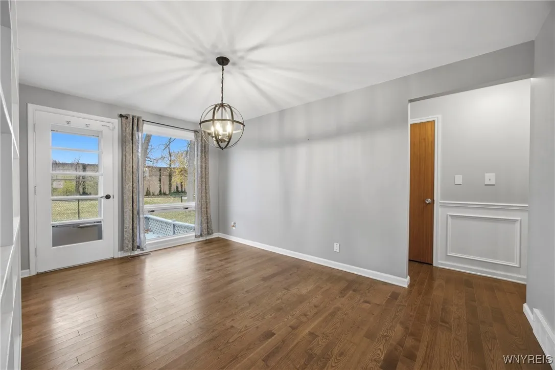 257 Evergreen Drive, Tonawanda, New York 14150, Tonawanda, New York 14150, 3 Bedrooms Bedrooms, 7 Rooms Rooms,1 BathroomBathrooms,Residential,For Sale,257 Evergreen Drive, Tonawanda, New York 14150,0,B1650700