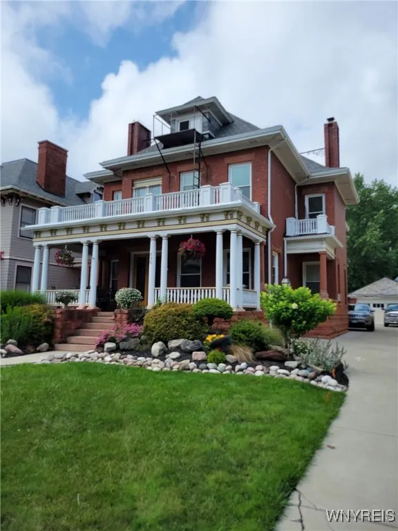 530 West Ferry Street N, Buffalo, New York 14222, Buffalo, New York 14222, 7 Bedrooms Bedrooms, ,3 BathroomsBathrooms,Residential,For Sale,530 West Ferry Street N, Buffalo, New York 14222,0,B1650705
