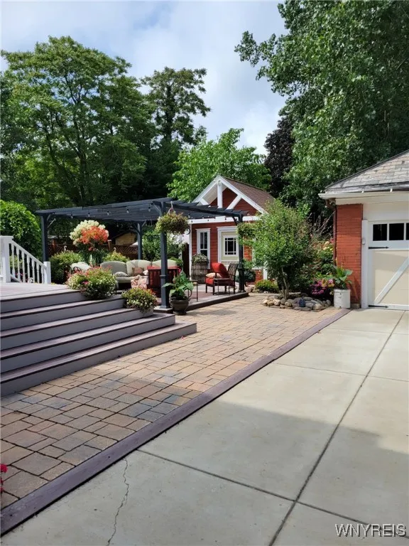 530 West Ferry Street N, Buffalo, New York 14222, Buffalo, New York 14222, 7 Bedrooms Bedrooms, ,3 BathroomsBathrooms,Residential,For Sale,530 West Ferry Street N, Buffalo, New York 14222,0,B1650705