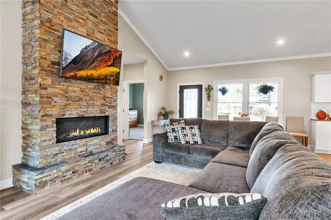 20 Filmore Drive, Ellicottville, New York 14731, Ellicottville, New York 14731, 4 Bedrooms Bedrooms, 10 Rooms Rooms,2 BathroomsBathrooms,Residential,For Sale,20 Filmore Drive, Ellicottville, New York 14731,0,B1650853