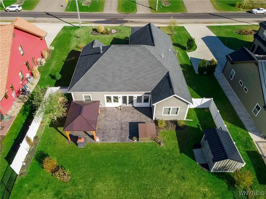 20 Filmore Drive, Ellicottville, New York 14731, Ellicottville, New York 14731, 4 Bedrooms Bedrooms, 10 Rooms Rooms,2 BathroomsBathrooms,Residential,For Sale,20 Filmore Drive, Ellicottville, New York 14731,0,B1650853