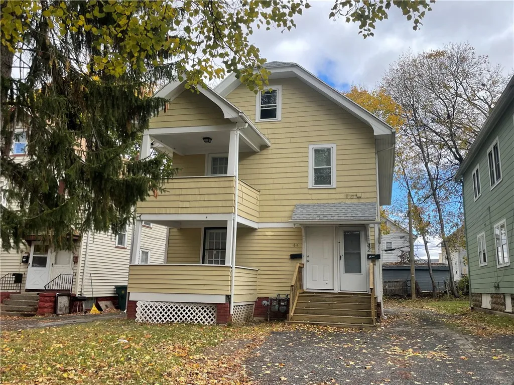 42 Nye Park, Rochester, New York 14621, Rochester, New York 14621, 4 Bedrooms Bedrooms, ,2 BathroomsBathrooms,Residential,For Sale,42 Nye Park, Rochester, New York 14621,0,R1650899