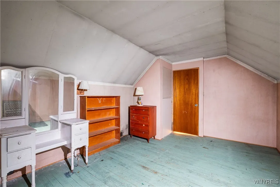 9444 Chestnut Ridge Road, Royalton, New York 14105, Royalton, New York 14105, 4 Bedrooms Bedrooms, 10 Rooms Rooms,1 BathroomBathrooms,Residential,For Sale,9444 Chestnut Ridge Road, Royalton, New York 14105,0,B1650747