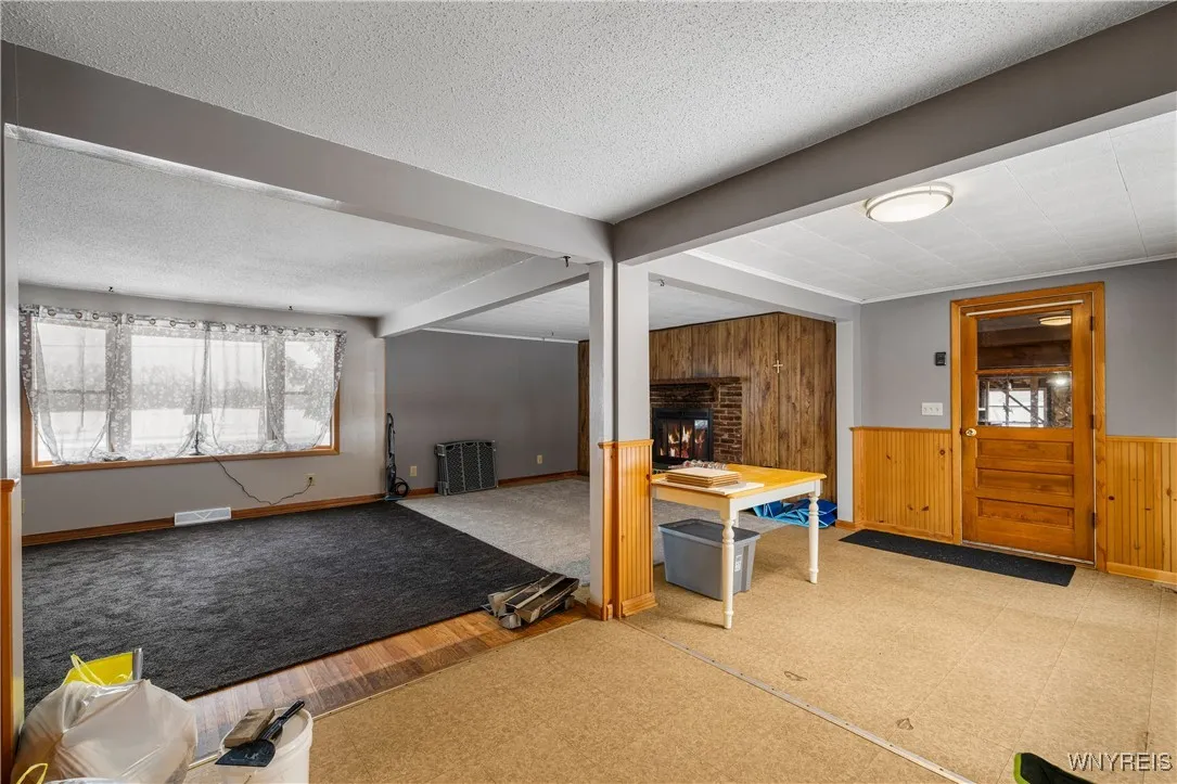 9444 Chestnut Ridge Road, Royalton, New York 14105, Royalton, New York 14105, 4 Bedrooms Bedrooms, 10 Rooms Rooms,1 BathroomBathrooms,Residential,For Sale,9444 Chestnut Ridge Road, Royalton, New York 14105,0,B1650747