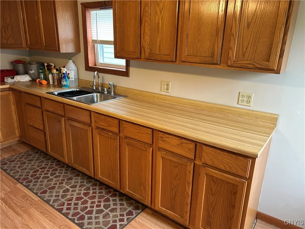 41 West Van Buren Street, Oswego, New York 13126, Oswego, New York 13126, 2 Bedrooms Bedrooms, 5 Rooms Rooms,1 BathroomBathrooms,Residential,For Sale,41 West Van Buren Street, Oswego, New York 13126,0,S1650419