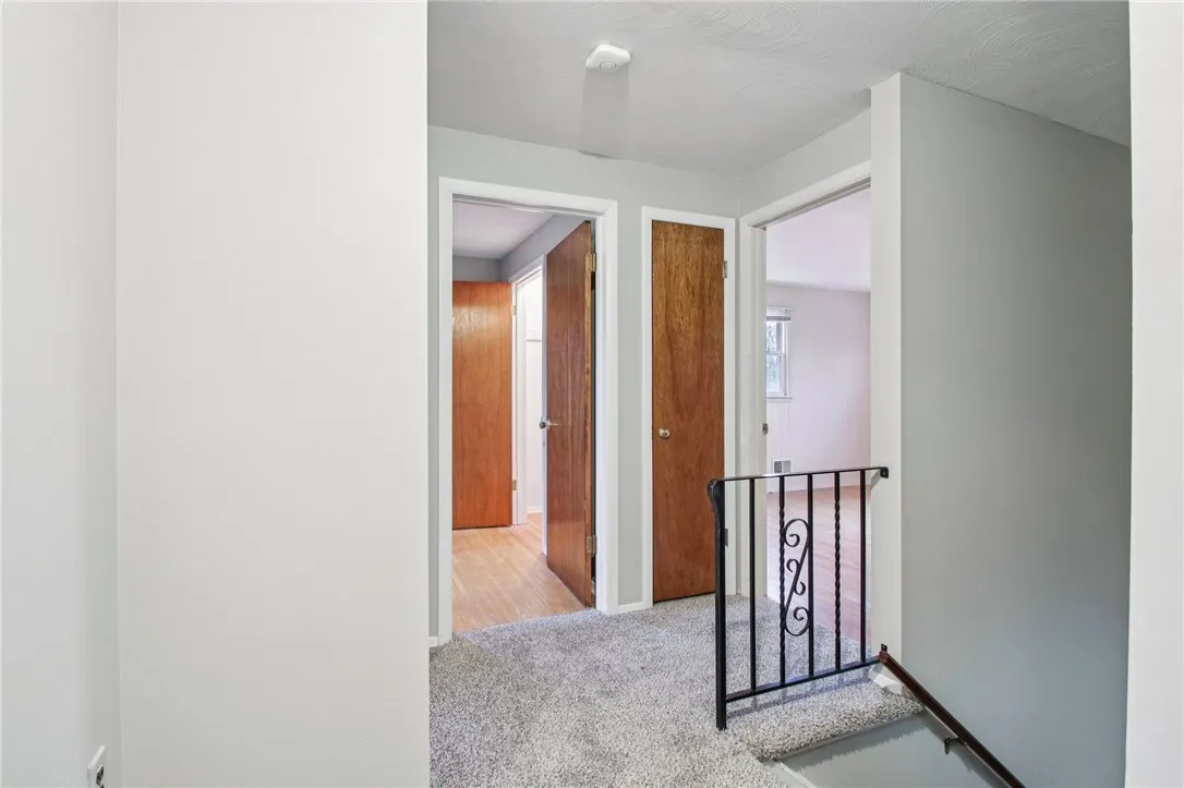 137 Rahway Road, Gates, New York 14606, Gates, New York 14606, 3 Bedrooms Bedrooms, 8 Rooms Rooms,1 BathroomBathrooms,Residential,For Sale,137 Rahway Road, Gates, New York 14606,0,R1650191
