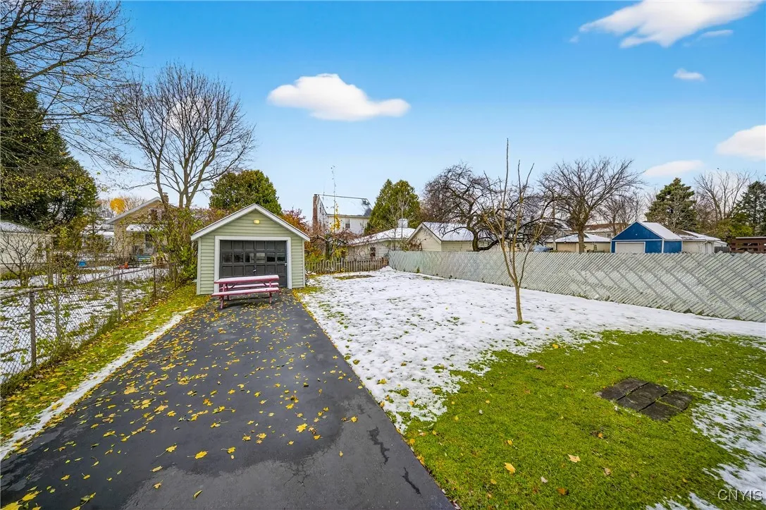 263 Wayland Road, Salina, New York 13208, Salina, New York 13208, 3 Bedrooms Bedrooms, 7 Rooms Rooms,1 BathroomBathrooms,Residential,For Sale,263 Wayland Road, Salina, New York 13208,0,S1650733