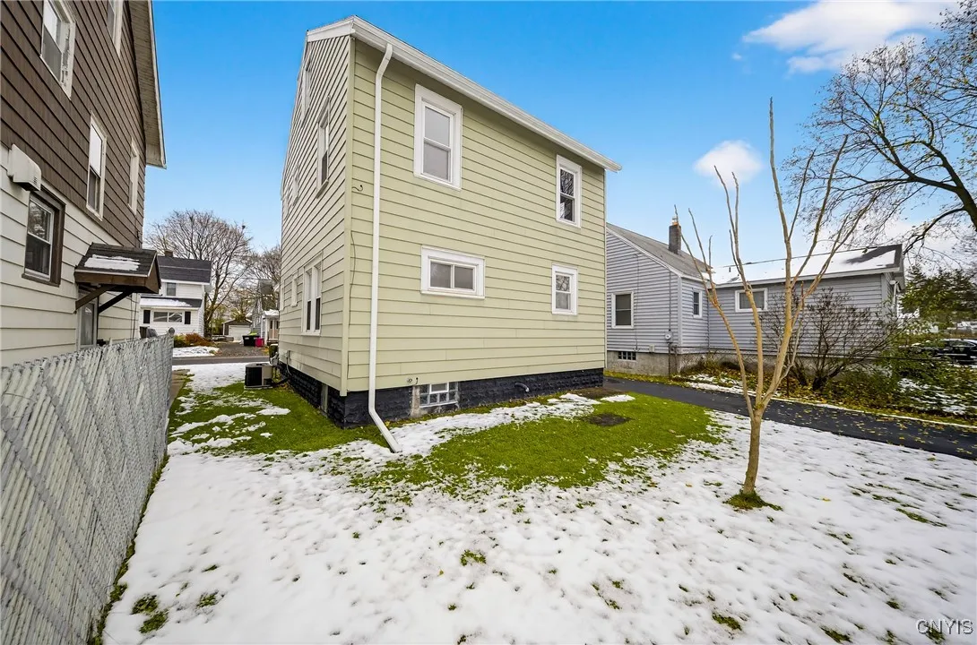 263 Wayland Road, Salina, New York 13208, Salina, New York 13208, 3 Bedrooms Bedrooms, 7 Rooms Rooms,1 BathroomBathrooms,Residential,For Sale,263 Wayland Road, Salina, New York 13208,0,S1650733