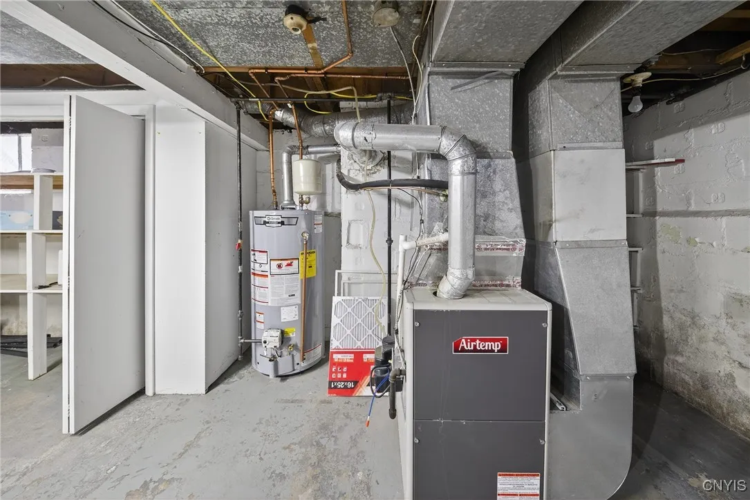 263 Wayland Road, Salina, New York 13208, Salina, New York 13208, 3 Bedrooms Bedrooms, 7 Rooms Rooms,1 BathroomBathrooms,Residential,For Sale,263 Wayland Road, Salina, New York 13208,0,S1650733