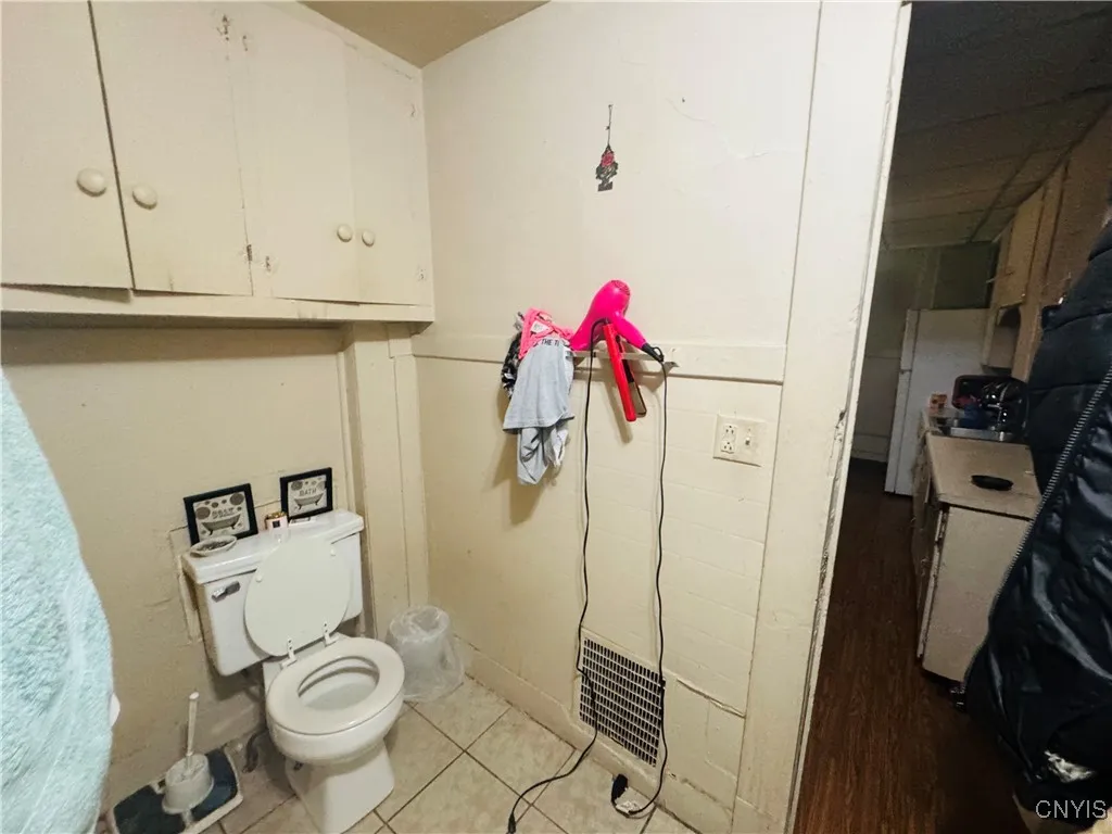 1511 North State Street 4, Syracuse, New York 1320, Syracuse, New York 13208, 6 Bedrooms Bedrooms, ,3 BathroomsBathrooms,Residential,For Sale,1511 North State Street 4, Syracuse, New York 1320,0,S1649909