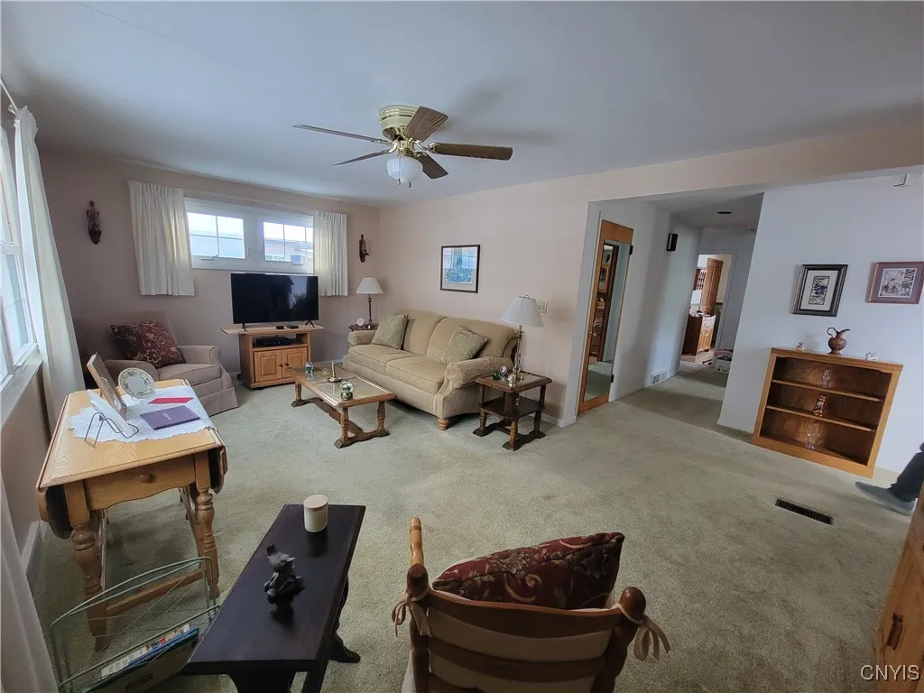 626 South Hamilton Street, Watertown City, New Yor, Watertown City, New York 13601, 2 Bedrooms Bedrooms, 7 Rooms Rooms,1 BathroomBathrooms,Residential,For Sale,626 South Hamilton Street, Watertown City, New Yor,0,S1650455