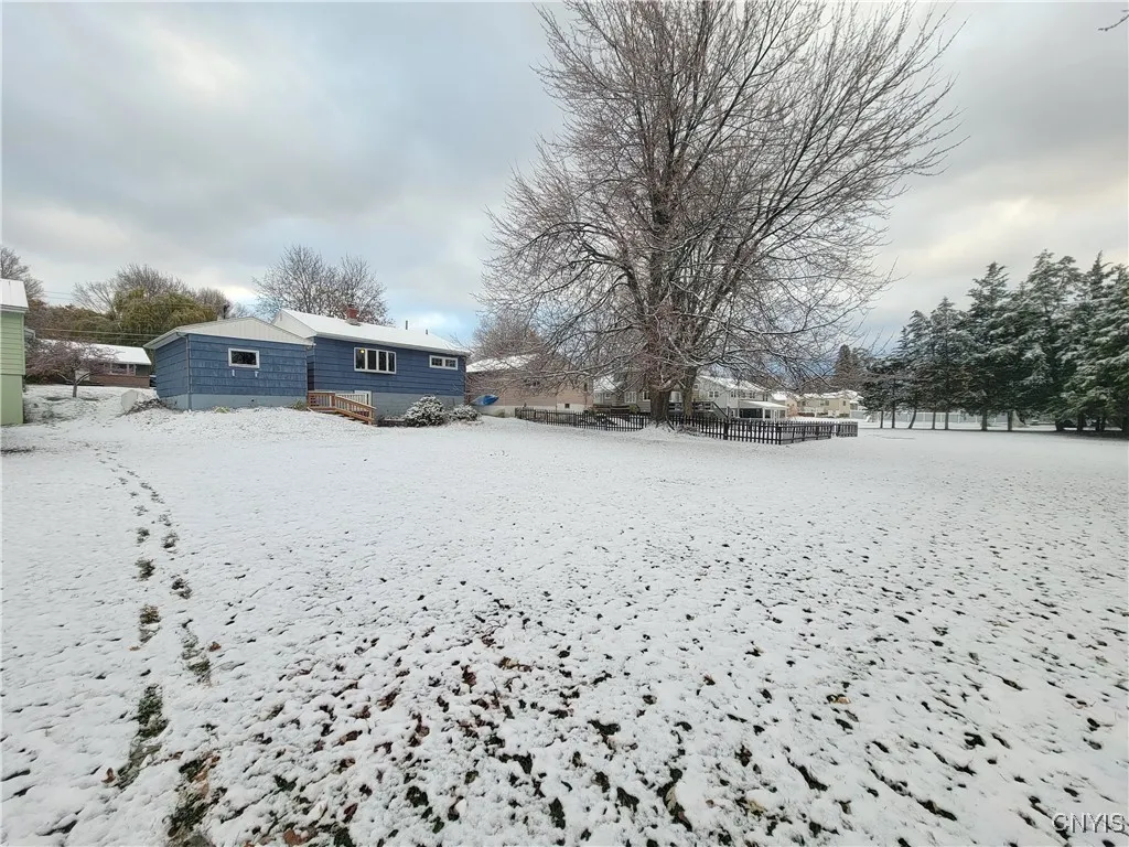 626 South Hamilton Street, Watertown City, New Yor, Watertown City, New York 13601, 2 Bedrooms Bedrooms, 7 Rooms Rooms,1 BathroomBathrooms,Residential,For Sale,626 South Hamilton Street, Watertown City, New Yor,0,S1650455