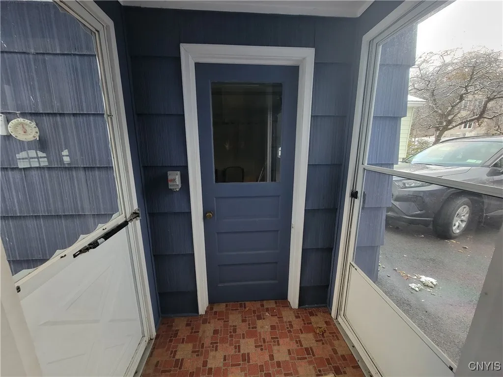 626 South Hamilton Street, Watertown City, New Yor, Watertown City, New York 13601, 2 Bedrooms Bedrooms, 7 Rooms Rooms,1 BathroomBathrooms,Residential,For Sale,626 South Hamilton Street, Watertown City, New Yor,0,S1650455