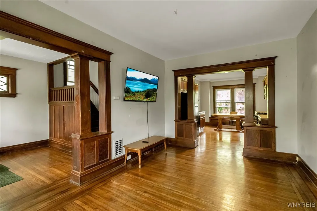 142 Englewood Avenue, Buffalo, New York 14214, Buffalo, New York 14214, 5 Bedrooms Bedrooms, 8 Rooms Rooms,1 BathroomBathrooms,Residential,For Sale,142 Englewood Avenue, Buffalo, New York 14214,0,B1650538