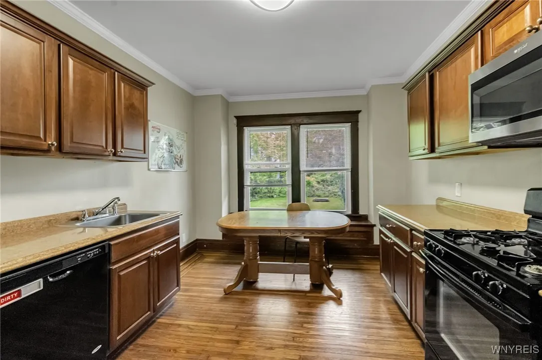 142 Englewood Avenue, Buffalo, New York 14214, Buffalo, New York 14214, 5 Bedrooms Bedrooms, 8 Rooms Rooms,1 BathroomBathrooms,Residential,For Sale,142 Englewood Avenue, Buffalo, New York 14214,0,B1650538