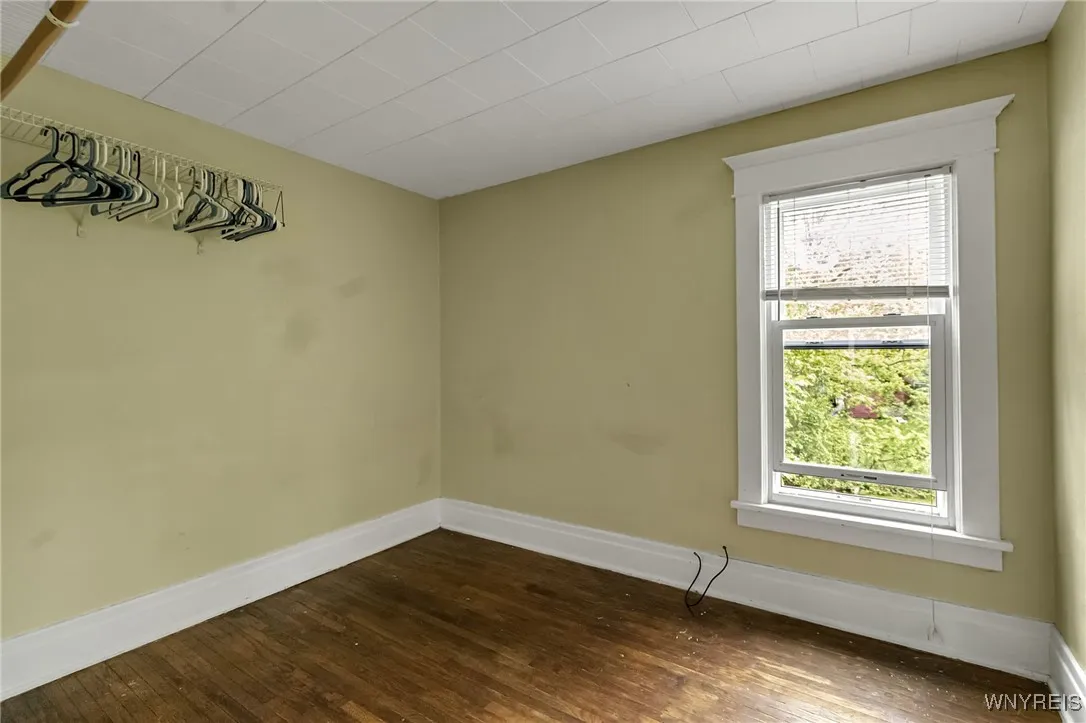 142 Englewood Avenue, Buffalo, New York 14214, Buffalo, New York 14214, 5 Bedrooms Bedrooms, 8 Rooms Rooms,1 BathroomBathrooms,Residential,For Sale,142 Englewood Avenue, Buffalo, New York 14214,0,B1650538