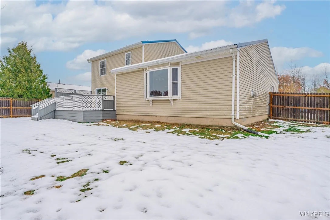 6170 Old Beattie Road, Lockport Town, New York 140, Lockport Town, New York 14094, 3 Bedrooms Bedrooms, 8 Rooms Rooms,1 BathroomBathrooms,Residential,For Sale,6170 Old Beattie Road, Lockport Town, New York 140,0,B1650278